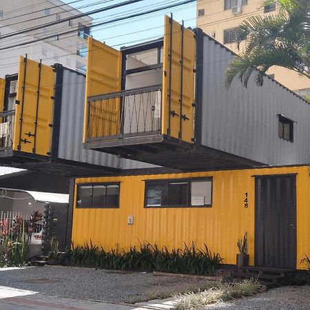 Aps Em Container Na Meia Praia, Itapema, Sc - Tetto Stays Eksteriør bilde